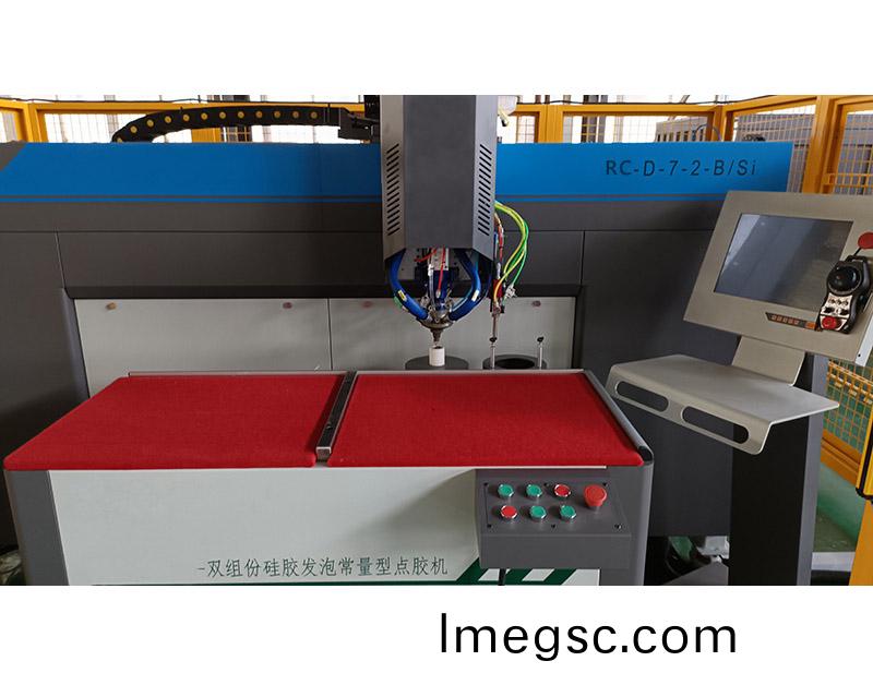 常量(liang)硅(gui)膠(jiao)髮泡(pao)點膠機