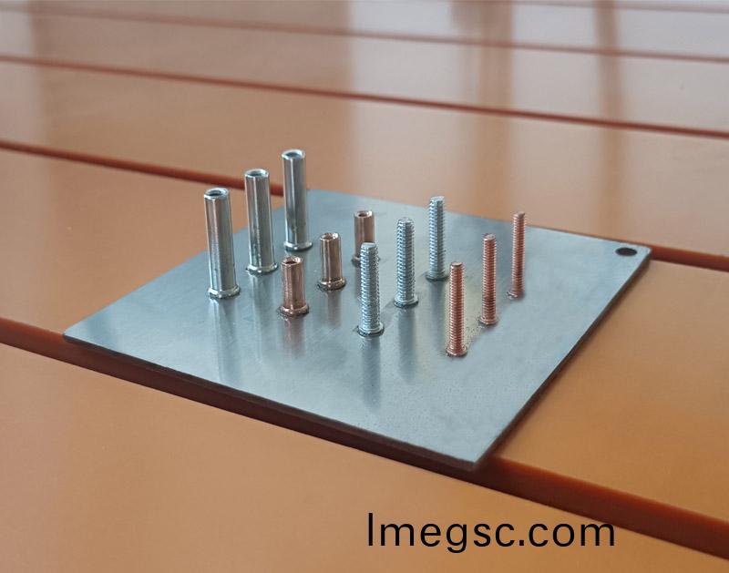 手(shou)動(dong)搖臂(bi)式(shi)螺柱銲(han)接(jie)平(ping)檯(tai) RC-CHP-1208