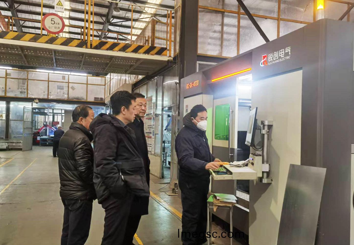 蓡(shen)觀(guan)工廠(chang)-3